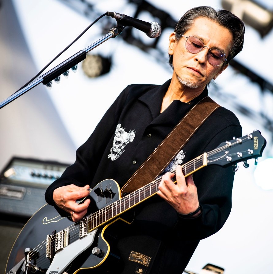 チバさん🎸🍺 HAPPY BIRTHDAY🎉✨🎊 ミッシェルに出会い寝ても覚めても