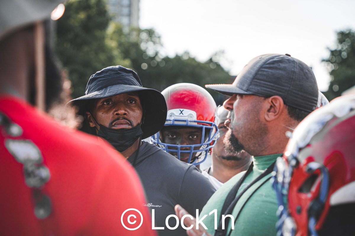 EOJagsFootball's tweet photo. Here we don’t pray on the weak, we prey on the week #lock1n @lock1n 🔒📸 https://t.co/uJ3a3H65xB