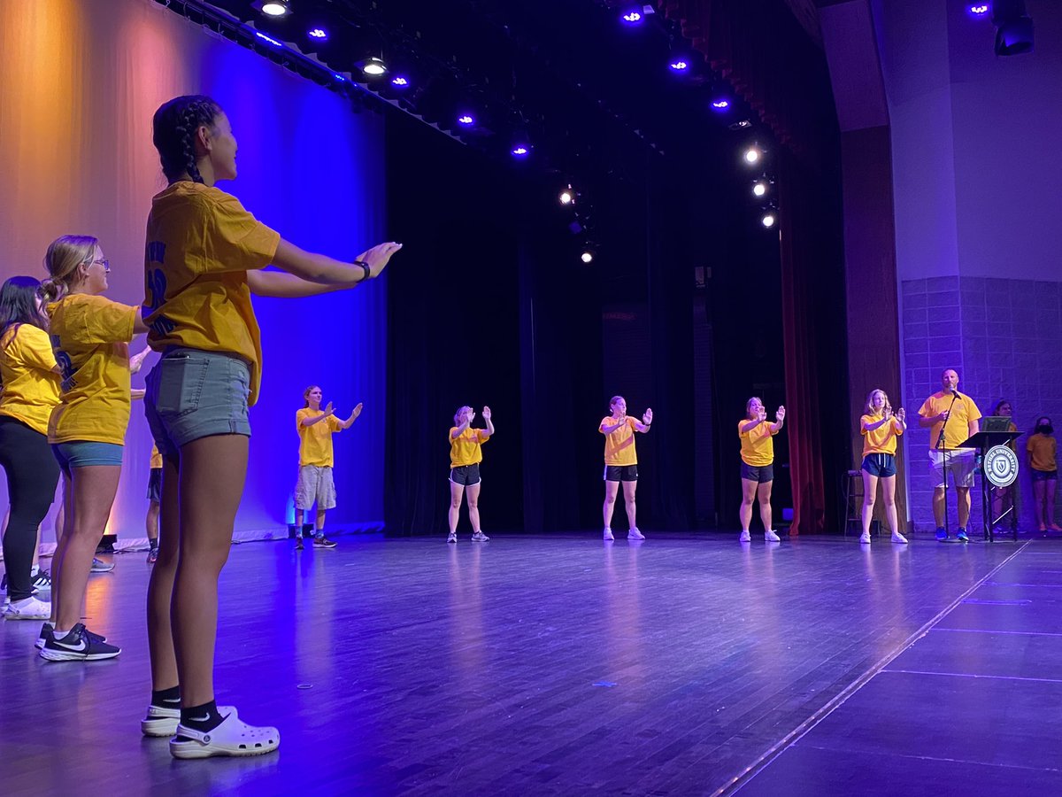 Crossroads Drum Major & Leadership Clinic tweet media