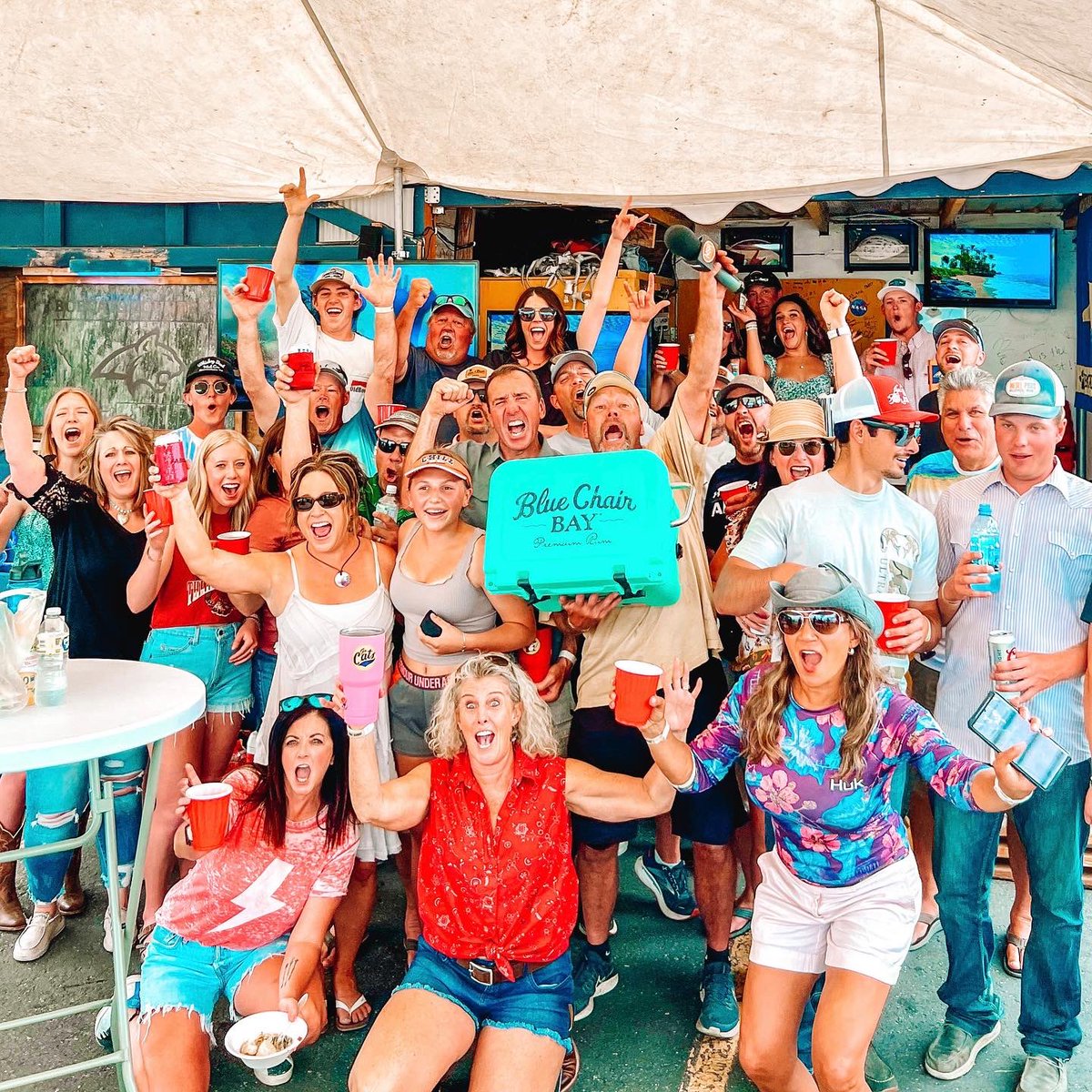 noshoesnation's tweet photo. Ain’t no better time than now in Montana! Congrats to our #TailgateChallenge winners! ☀️ #HereAndNowTour #KCMontana https://t.co/1bunkI1v5v