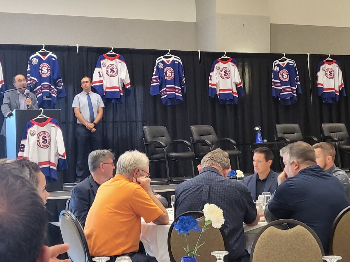 SourceMike's tweet image. .@MLVMillionaires Alumni Hockey Night.