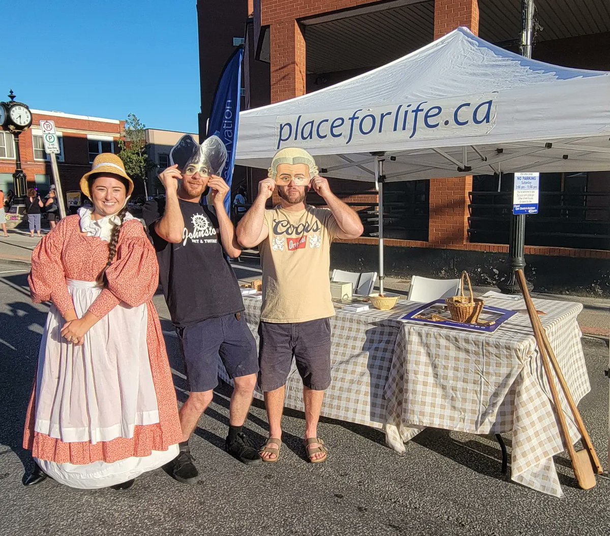 essexregionca's tweet photo. We are having a blast at Open Streets in Kingsville! Thank you for having us @KingsvilleOnt
#openstreetskingsville #placeforlife #supportlocal #yqg https://t.co/Hnl5i3Gk2q