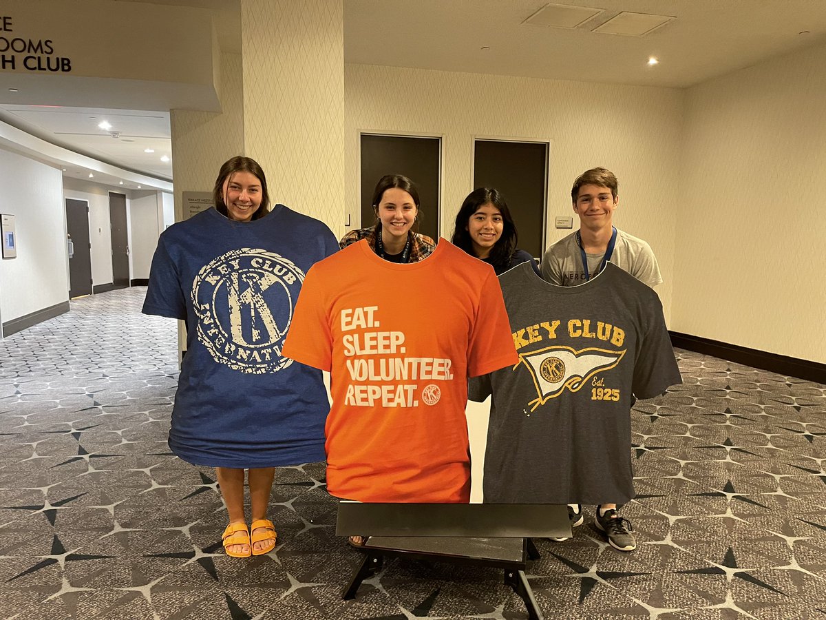 meriahduncan's tweet photo. ICON #keyclub22 @KirtlandKiwanis https://t.co/HnQZyBj3eL