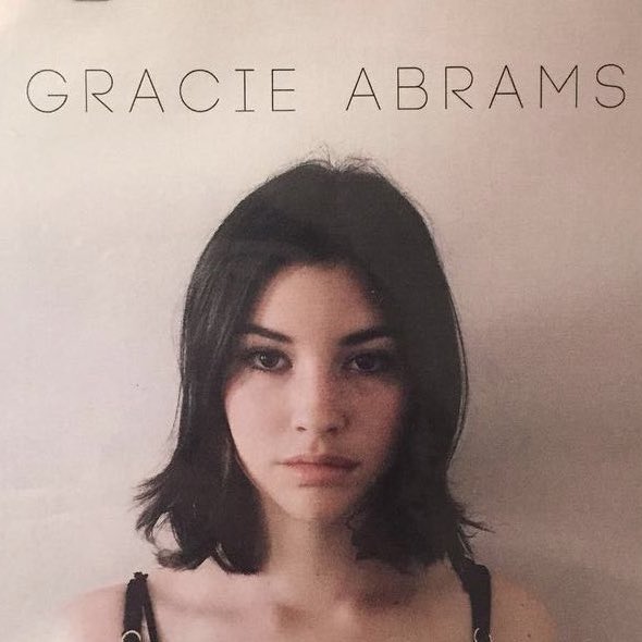 haciesafe's tweet photo. 𖥔 ִ ۫  ּ   Gracie Abrams with short hair, a long thread ♡ ˑ ֗  ִ https://t.co/RxqzeXZbTe