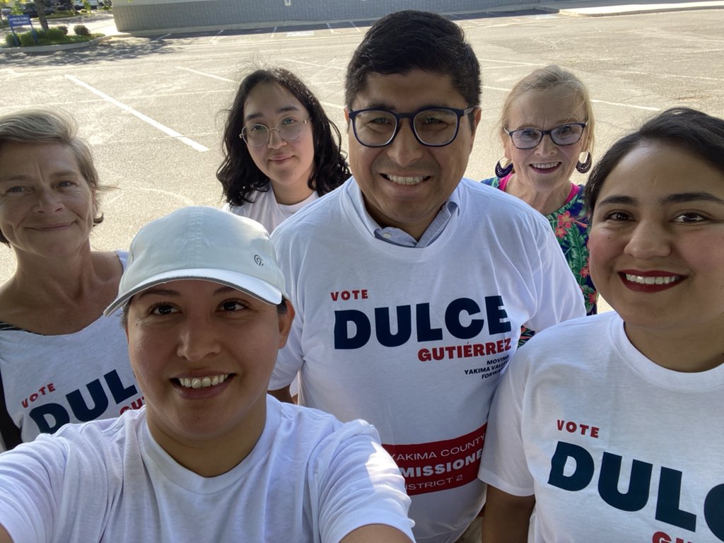 David_98908's tweet photo. Canvassing for Dulce https://t.co/DiWxoAhbFx