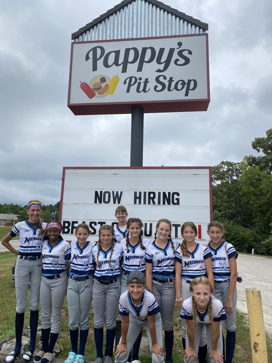 pappyspitstop's tweet photo. The St. Louis Naturals softball team stopped by today! We want to wish them good luck in their tournament this weekend! 

#softball #stlouisnaturals #pappyspitstop https://t.co/xJDT3AiFYf