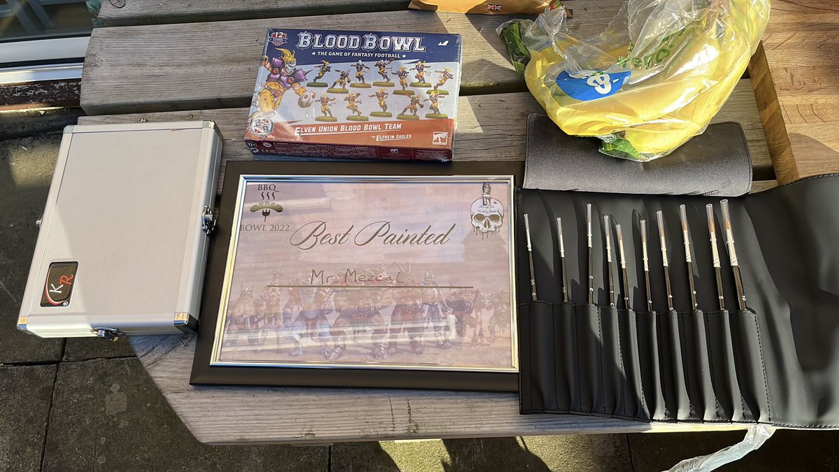 BBQ Bowl 2022 was a blast!! Had a fantastic time and won best painted!! Prizes are brilliant!! (Ignore the bananas) 👊💥🏈 #bbqbowl #wepaintminis