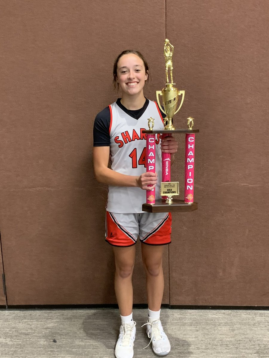 Emmalong_14 tweet media