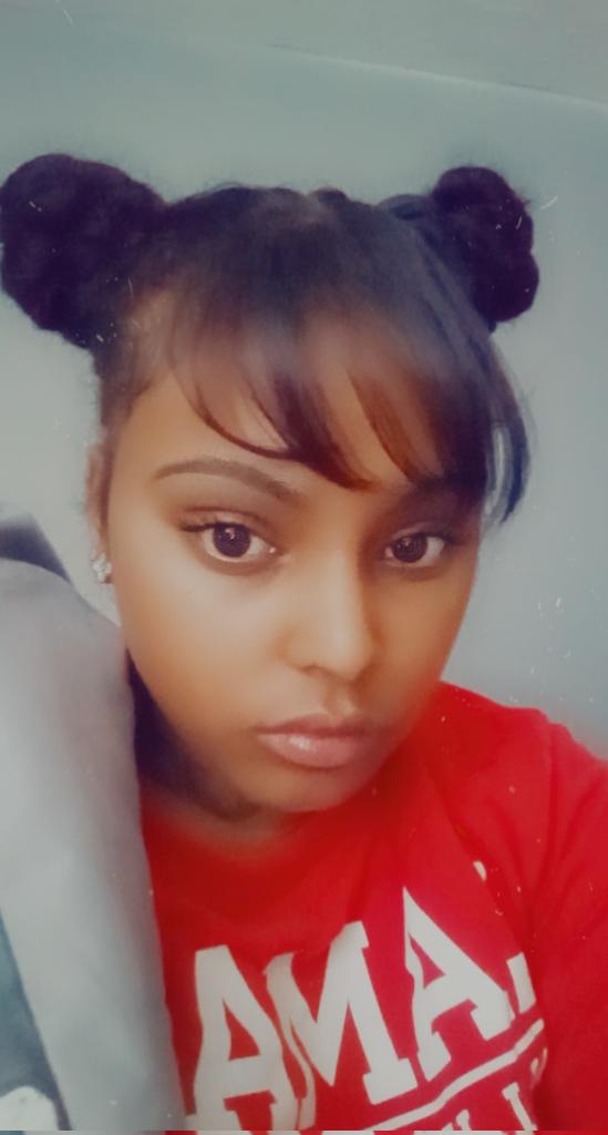 Jasmine Renee (@jasminereneesim) on Twitter photo 