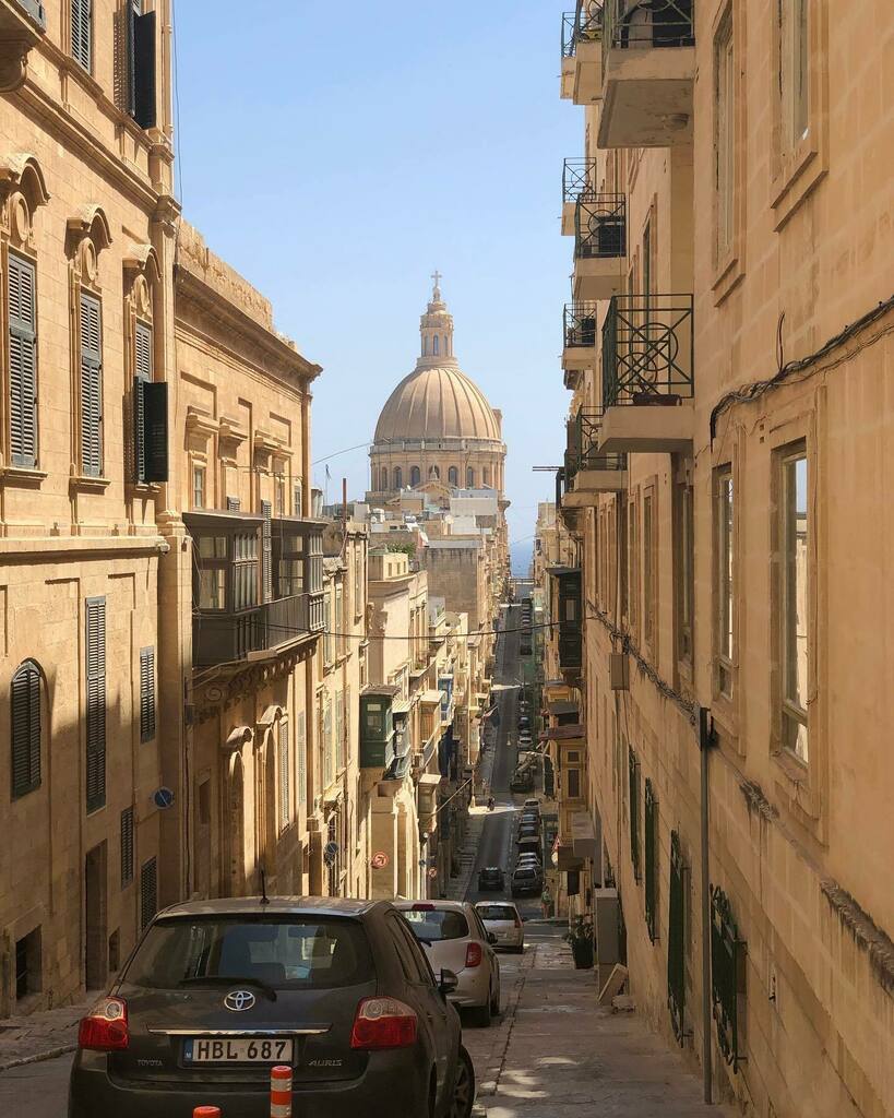 holysimonger's tweet photo. Aaaah Valletta, with streets so straight and temperatures so high. We could only manage a couple of hours sightseeing a day before heading to the pool. Its a hard life being part of the  international jet setting gay elite. @michaelcoeuk https://t.co/eBQMud09rh https://t.co/dWTaOFv6Qx