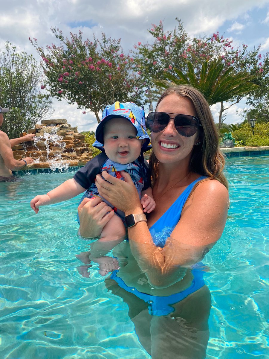 nmann6's tweet photo. summertime lovin’ with my sweet boy ☀️🍉💙 https://t.co/cLOQPs56LF