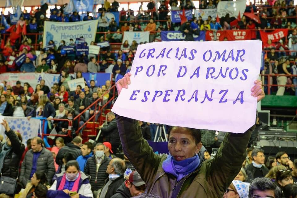13normaparada's tweet photo. Días felices vivimos, la felicidad que da la militancia con @marcelaimbert , volvió a latir el ruca che al son de la militancia azul.
Vamos @OmarGutierrezOk
Conducción
@marcoskoopm gobernador #Somosazulescarajos
#Somosmilitancias
#SomosMPN https://t.co/FlieyTm7ty