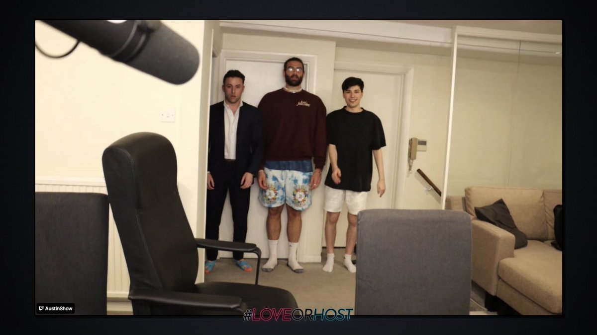 gissge's tweet photo. #LoveOrHost hasans a whole head taller than both😭 https://t.co/vdafvi7HHT