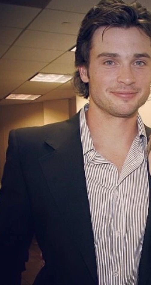 TOMWELLING77's tweet photo. #TomWelling ❤️❤️. Love this handsome dude. https://t.co/TpXhT8u0gl