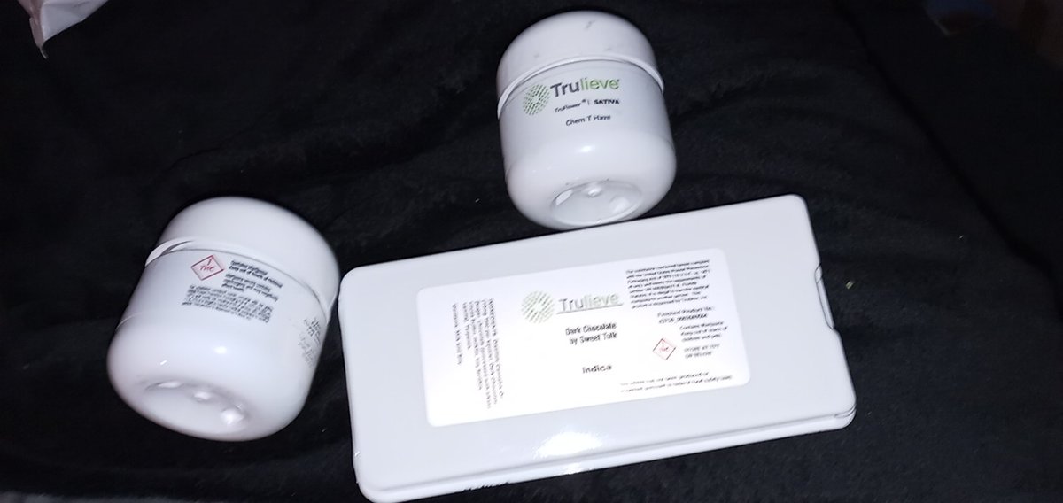 KREZ_32's tweet photo. @CryptoDanny420 @cryptocom @friendlystrnger Banana OG and chem t haze https://t.co/mbkuecw2Wp