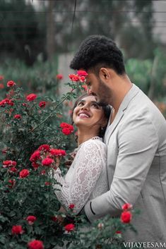 MariaNeuzaLope2's tweet photo. #Oamor
É 
Amigo 
Companheiro 
Libertador 

Oamor
É 
altruísta
Bondoso
Compartilhador 

Oamor
É 
Doação 
Éser llivre 
E estar preso 
Ao coração 

Oamor
É 
Doce
cuidador 
Équerer 
Sem 
Prender

Ao contrário  
Disso 
É 
Amor próprio 
Toxidez 
Posse

Quem ama
N sufoca
N vigia 
Confia https://t.co/DH4A8b8T4h
