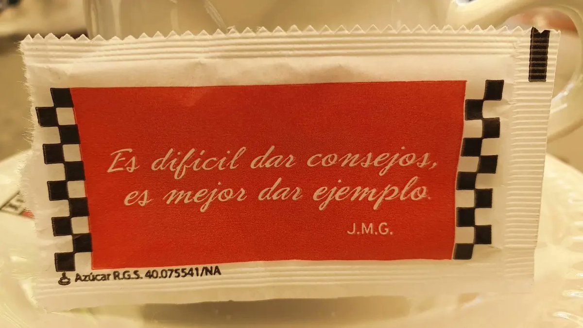 Eduard_Lpz's tweet photo. Cafecito y seiscientos esta mañana en el @HotelXabier.
"Es difícil dar consejos, es mejor dar ejemplo".
#desayuno #seiscientos #seat600 #cocheseiscientos #frases #azucarillo #cafe ☕️ #consejos #ejemplo #castillodejavier https://t.co/qRPtYxLmWx