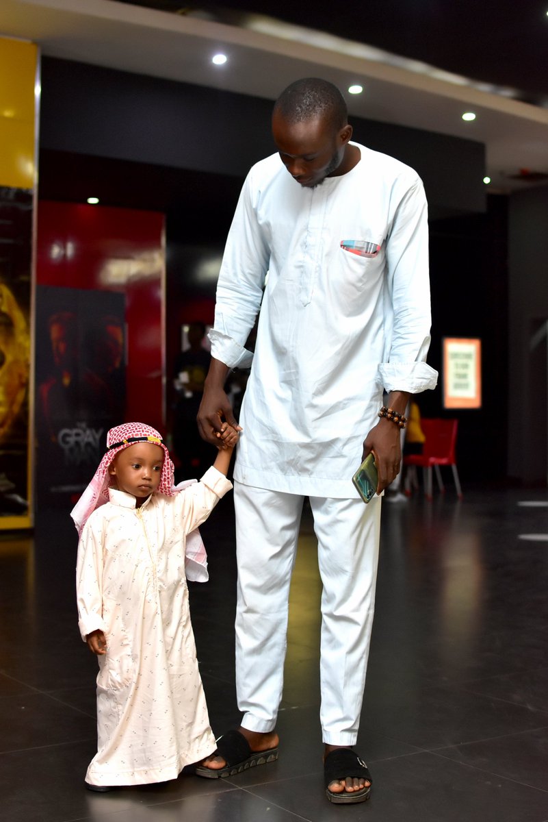 bashir_ashura's tweet photo. #EidAdhaMubarak #ResponsibleFather.
Thank God for life.. https://t.co/5lU8BWI02Q