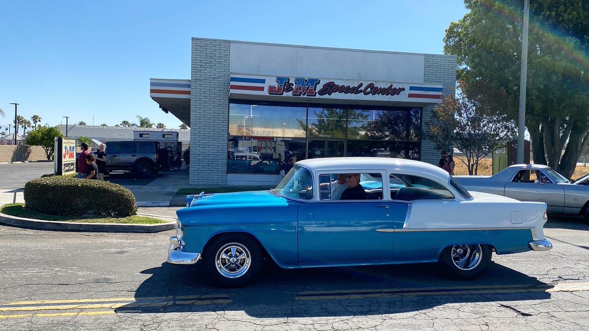 J & M Speed Center tweet media