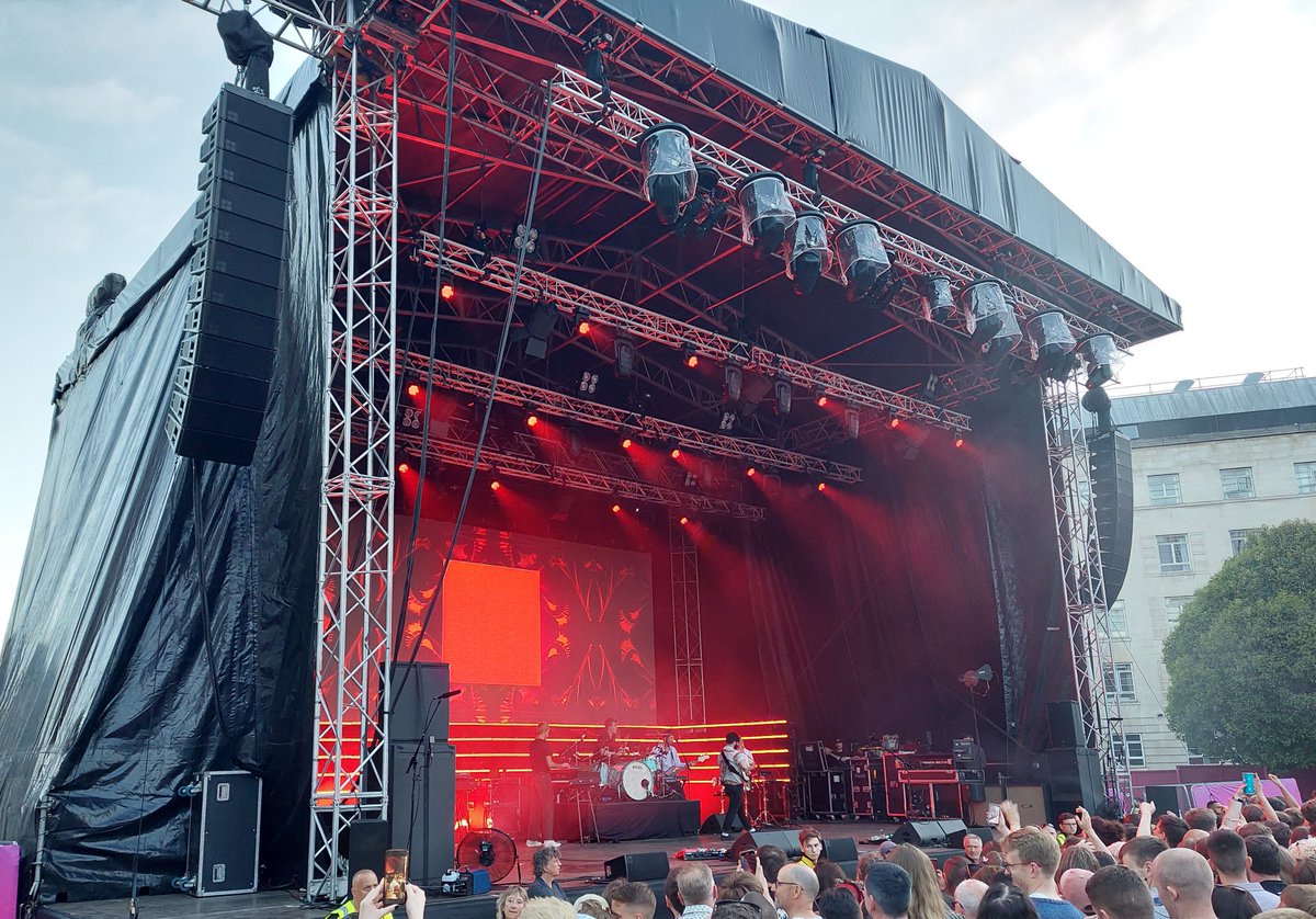AnnaSincs's tweet photo. Foals. Millennium Square, Leeds. So good. https://t.co/H9m2Vk7V7d