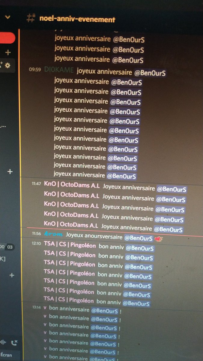 Merci a tous
Oui aujourd'hui c'était mon anniversaire et merci pour ce champ de bataille qu'est le discord 
Mon tél à laisser tomber les notif dès 11h du mat
Je vient de rentrer de chez mes parents et ça fait chaud au coeur merci encore