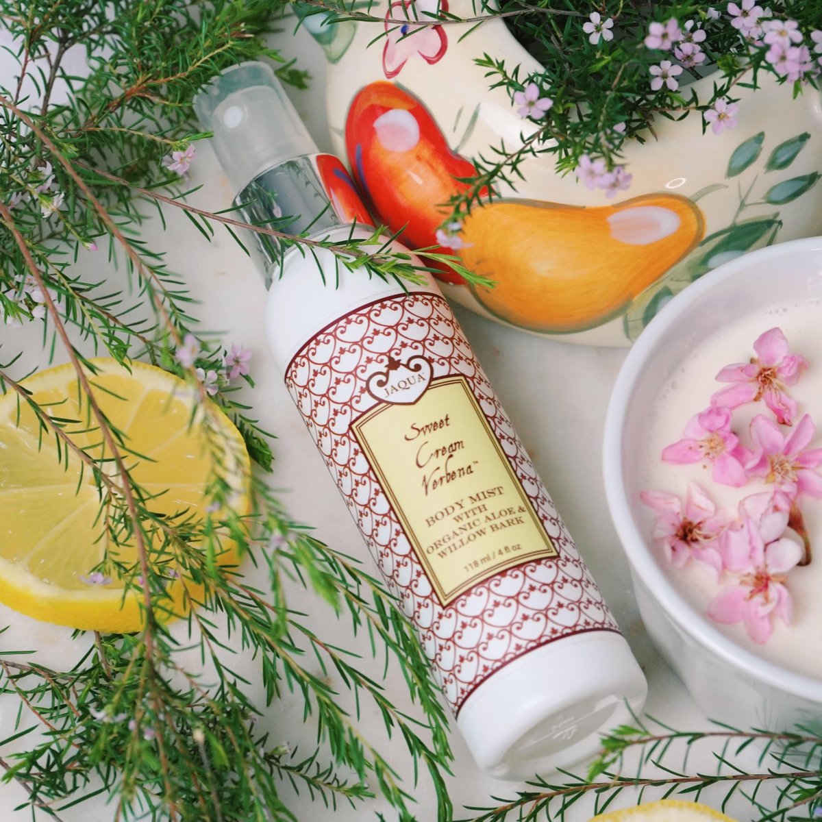 Sweet cream verbena is here and it's the perfect summer scent!🏵️
∙
∙
∙
#jaquabeauty #skincarebrand #kitchengoals #smallbusinesslife #homedecorlove
