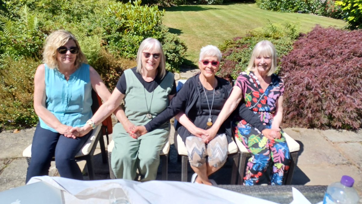 Had a wonderful creative day. Firstly, with these 💎💎💎💎 working on <a href="/JaynieJM/">Jayne Marshall 💙</a>'s fabulous script #SwimmingWithDinosaurs