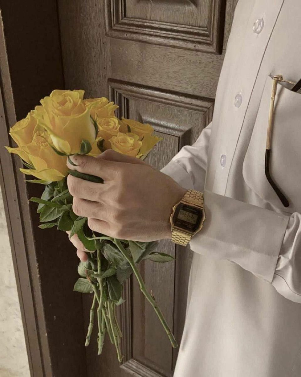 .
.

الصحّة أحياناً على هيئة بشر
 لا شفت من تغليه شفت العافية

♥️♥️
.
.

⿻⇣ #ءℓنـسٌآُن_رℓقٌيٌ 🕊❤