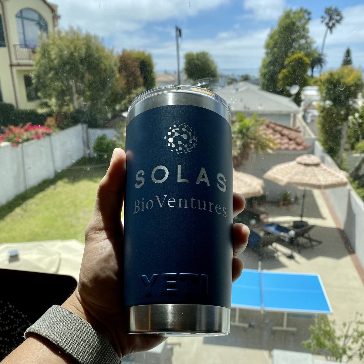 bigaxon's tweet photo. Hot afternoon coffee fueling the Sat grind courtesy of our frens at @SolasBio (THX Joshua!!!) https://t.co/TIjpRyspgA