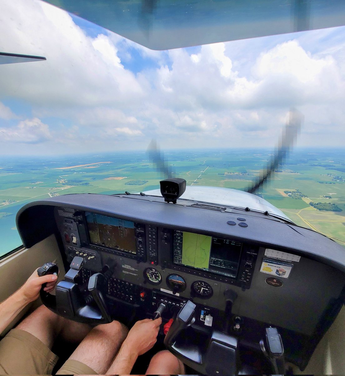 IndySkylanePilot tweet media