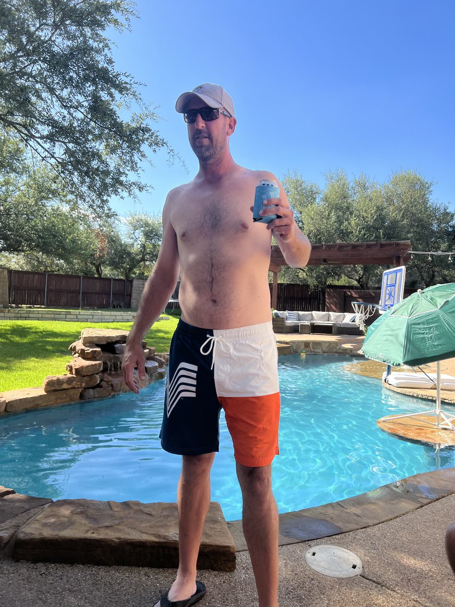 Aaron Burton tweet media