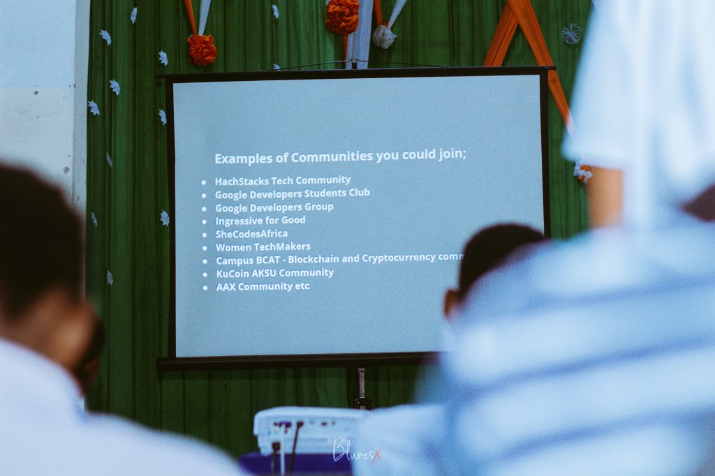 devunomieta's tweet photo. I was at 2022 NACOS AKSU week event where I spoke about Learning Digital skills and essence of joining tech Communities like @hachstacks
I am honoured to be a Nacosite!
Link to event pictures: https://t.co/q5vNECHDc0
Photo credit: @Bluresx - @ekotukpono
#hachstacks
#bluresx https://t.co/9tk0CKDECX