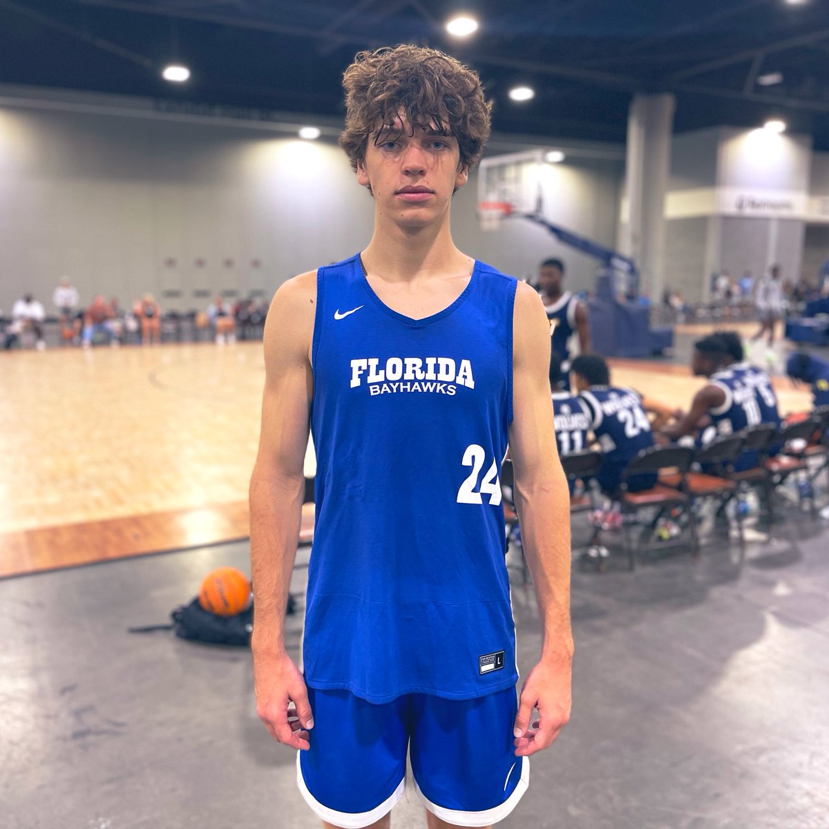hoopseen's tweet photo. These 3 @FloridaBayHawks led the way in the 54-50 win over 2023 Tony Bradley Elite #BOTS

#2 @JaysonPerry8 13 PTS, tough to contain en route to the rim.

#20 @solo_benji123 13 PTS, 3 treys.

#24 @Jcmoorefl solid defender, game-sealing block at the rim.

@HoopSeenFL @RAWE_RECRUITS https://t.co/rj8IGqJfVq