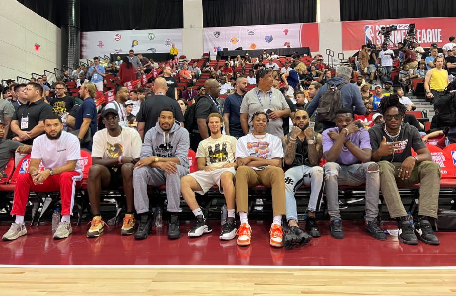 Amit_Mann's tweet image. Fred and Pascal look like they just found out OG Anunoby won’t be a Raptor next season