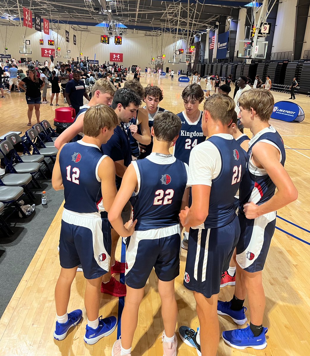 NoahHartx1's tweet photo. Another really strong showing by Kingdom Hoops 16u (@hoops_kingdom) down in Atlanta for our final @UAbasketball event. Finished the week on top with a 4-2 record. #KingdomFam. https://t.co/WqisKOq2vr