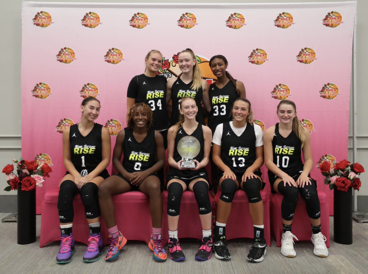 2023 New Jersey Rise took home a platinum trophy from Louisville at TFN’s Run 4 Roses 🌹 they came they saw and they conquered the indigo division 💪 #champions #Roses22 #Run4Roses