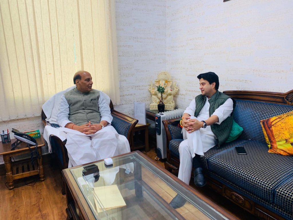 Jyotiraditya M. Scindia (@jm_scindia) on Twitter photo अपने कुशल नेतृत्व से भारतीय सेना को हर क्षेत्र में निरंतर सशक्त कर रहे देश के रक्षा मंत्री श्री <a href="/rajnathsingh/">Rajnath Singh</a> जी को जन्मदिन की आत्मीय बधाई व शुभकामनाएं।
ईश्वर से आपके उत्तम स्वास्थ्य व दीर्घायु जीवन की कामना करता हूँ। अपने कुशल नेतृत्व से भारतीय सेना को हर क्षेत्र में निरंतर सशक्त कर रहे देश के रक्षा मंत्री श्री <a href="/rajnathsingh/">Rajnath Singh</a> जी को जन्मदिन की आत्मीय बधाई व शुभकामनाएं।
ईश्वर से आपके उत्तम स्वास्थ्य व दीर्घायु जीवन की कामना करता हूँ।