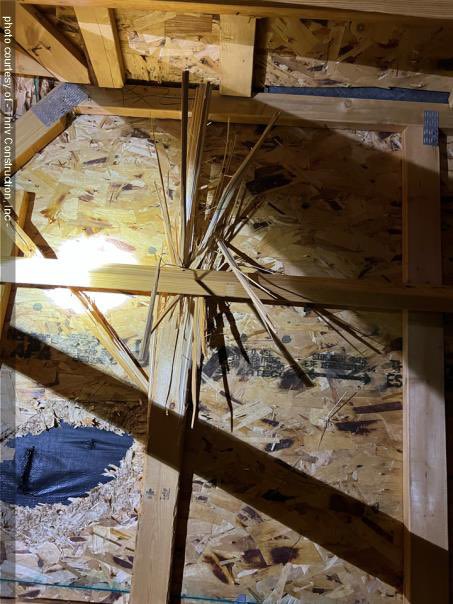 ThrivConstruct's tweet photo. #Lightning
.
Our team can fix anything.
.
308-675-3600
.
#DesignBuild #ThrivHomes #ThrivConstruction https://t.co/03mE2Ervdz https://t.co/EPSTihA2WI https://t.co/qNvuMSJ2Qb