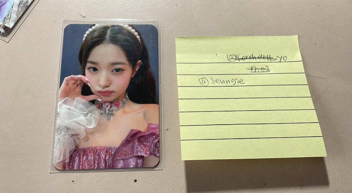 jwycolls's tweet photo. ✧ wts lfb ph | #seungiecellz

⤷ wonyoung beatroad 

⤷  price 3.5k + Lsf
 
⤷  stbo from yangdo and mint condi

⤷ dm or reply to mine 

⤷ Mop gcash | Mod : sco or ggx 

𓂋✦ need payo uwu  ‧₊˚ 

Tags: wonyoung ive love dive beatroad pink pearl https://t.co/5Q84M0awD2