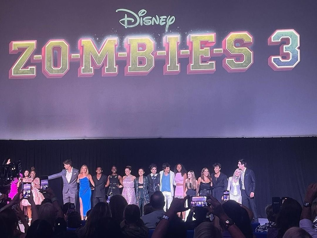 Disney ZOMBIES 3 🛸 STREAMING NOW on Twitter "The cast on the ZOMBIES