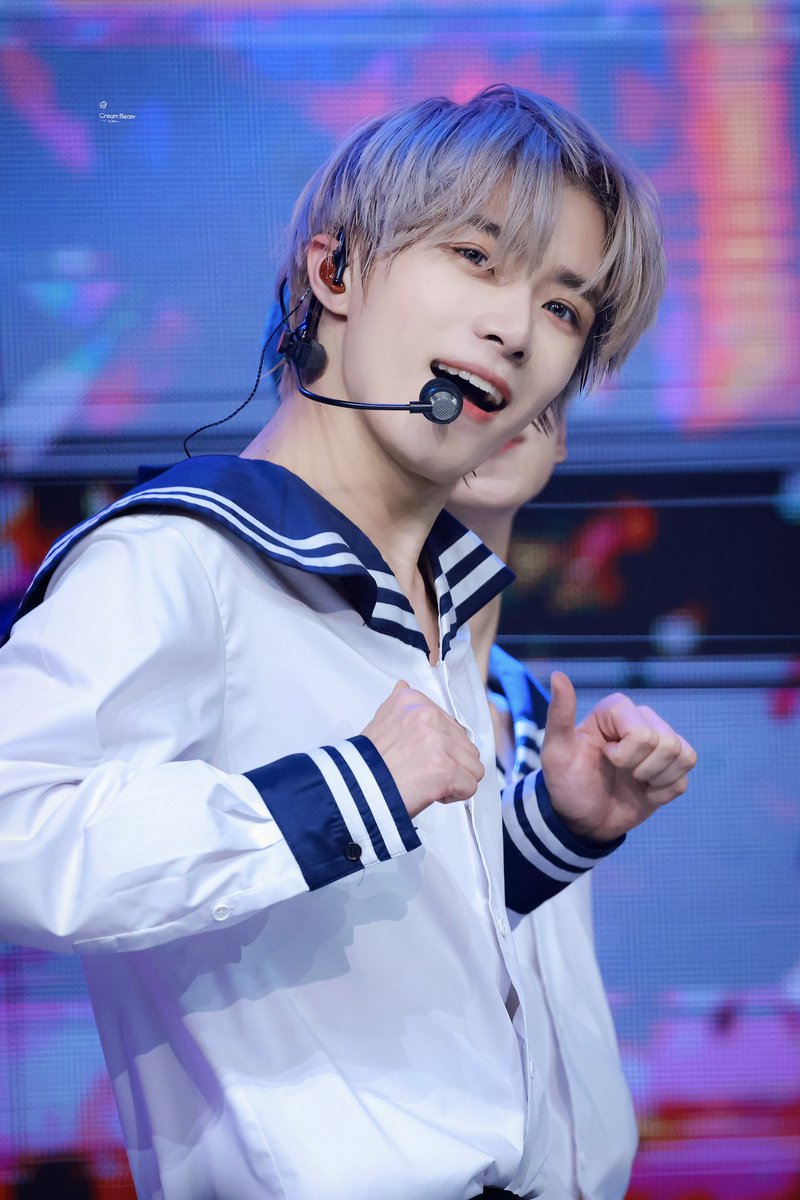 CreamBeom313's tweet photo. 220709 🧁🧸

#범규   #BEOMGYU       
#TXT_BEOMGYU  #TXT_범규 
#TOMORROW_X_TOGETHER              
#TXT https://t.co/gBFhXXHMmG