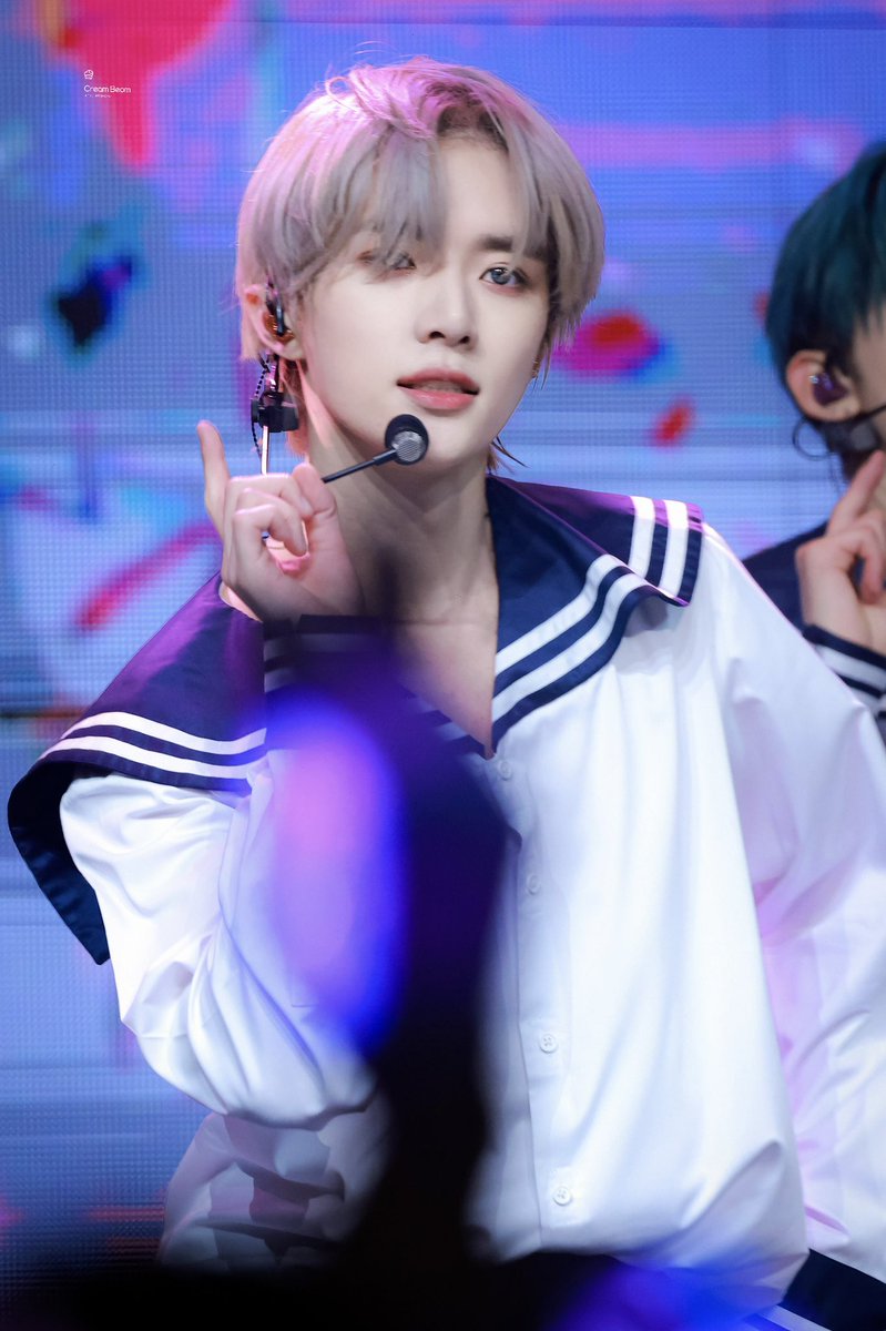 CreamBeom313's tweet photo. 220709 🧁🧸

#범규   #BEOMGYU       
#TXT_BEOMGYU  #TXT_범규 
#TOMORROW_X_TOGETHER              
#TXT https://t.co/gBFhXXHMmG