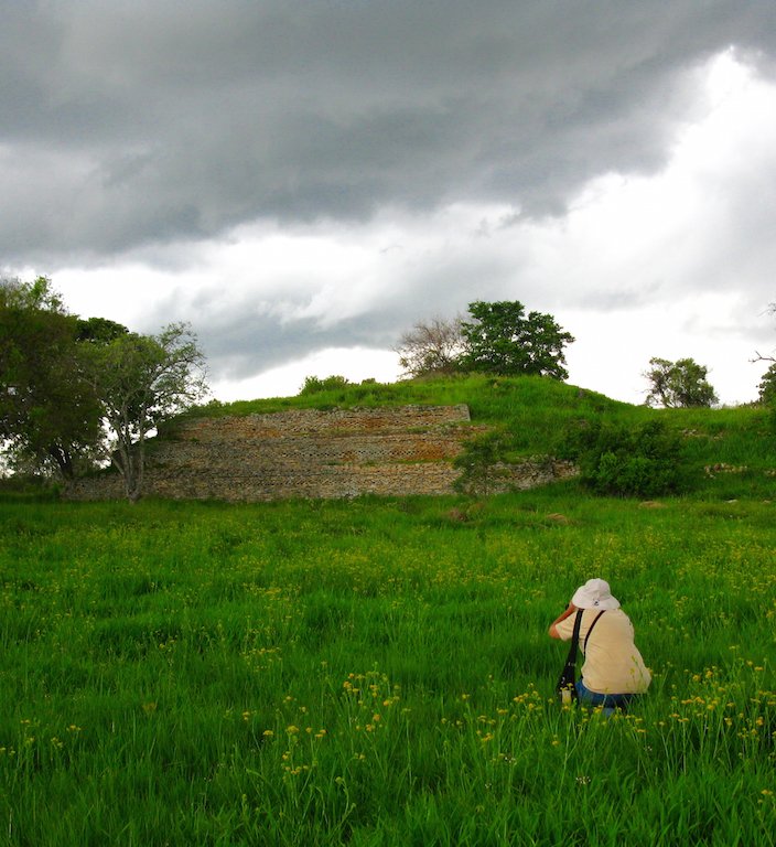 umzamocapital's tweet photo. Dananombe Ruins (formerly Dhlodhlo ruins) aka Danangombe in the Matabeleland South province of Zimbabwe
#VisitZimbabwe #TravelZimbabwe #MatabelelandSouth #TourZim #VisitMatabelelandSouth https://t.co/wiv7tv7UCO