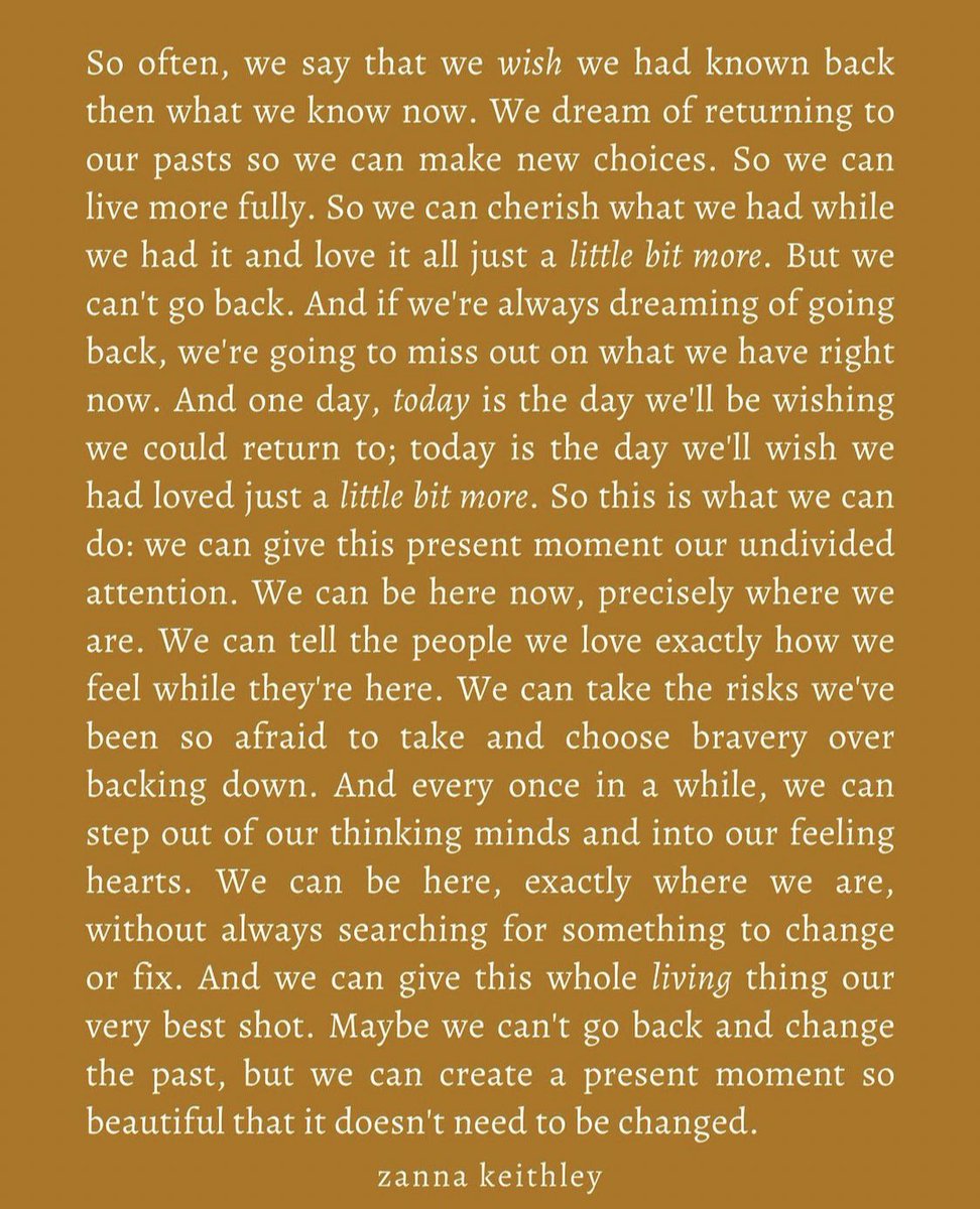 shewhoscrivens's tweet photo. ...no regrets. no wishing we could return and redo things. because we'll know we lived it fully. unapologetically. without fear.

#thingstoneverforget 

long time no see, twitterverse! happy sunday, 여러분 ~ 🫶🏻🫰🏻💕 https://t.co/72U4U63P5Y