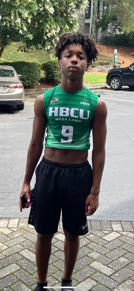DadrianSullivan's tweet photo. HBCU Mega Camp in Atlanta @CoachAull! Thanks for giving us this opportunity Coach @artink67 #HBCUMegaCamp #NorthAtlantaHS #2025 https://t.co/nWEp50hC0W