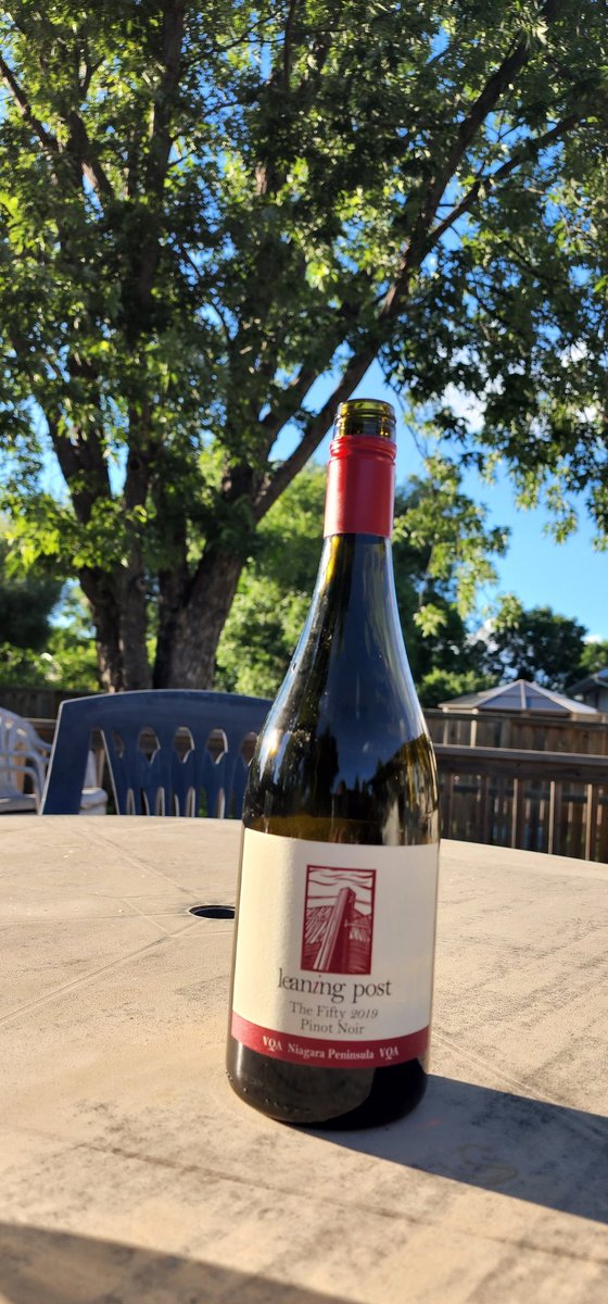 I'm loving this <a href="/LeaningPostWine/">Leaning Post Wines</a> Pinot Noir!