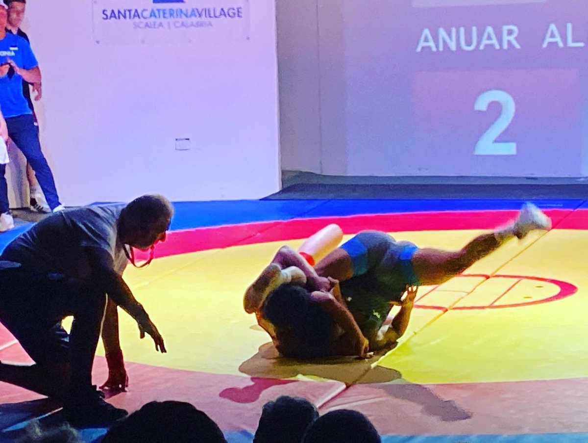 MarionPleasant's tweet photo. Congratulations Anwar Alli @boomalli16 on a win by Pin over Italy’s Daniele Gubbiotti #spatanpride https://t.co/t4pI95Cjli