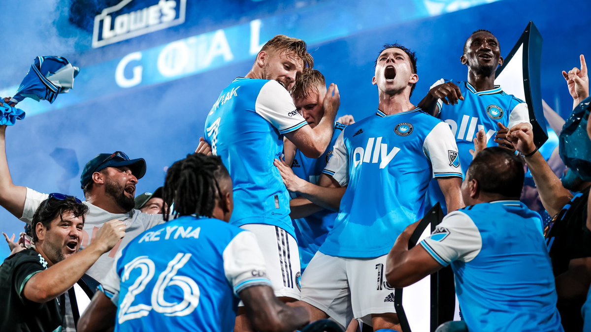 CharlotteFC's tweet photo. That’s OUR throne 😤 https://t.co/FpR9vo6Dew