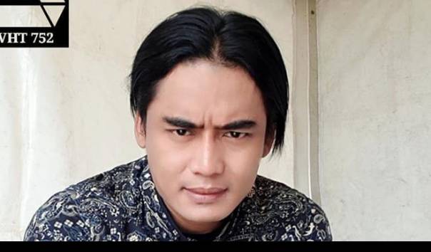 Kronologi Charly van Houten Alami Kecelakaan di Tol Cipularang: Mobil Ringsek, Begini Kondisinya dlvr.it/STdXl9