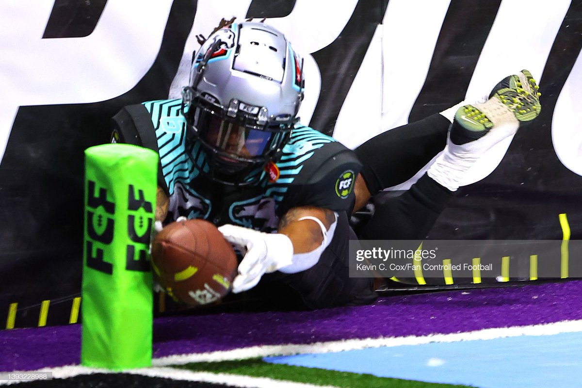 UFLNewsHubcom's tweet photo. Could Brycen Alleyne Be The Next Triple Threat Of Spring Football? (via @SamShadySports) https://t.co/ggI1vDIDTk @_ockb6, @FCFGlacierBoyz, @FCFlio, #FCF #FanControlledFootball #PowerToTheFans https://t.co/tm34oSQbJ0
